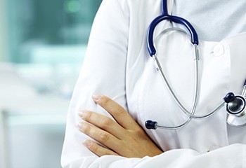 Les urgences refusent une maman d’un couple homosexuel