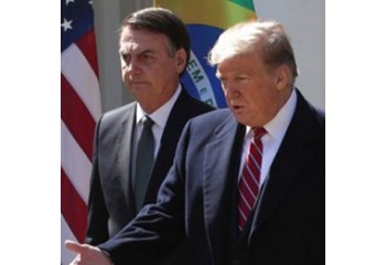 Anti-LGBT Trump et Bolsonaro affichent leur accord sur les modes de vie traditionnels