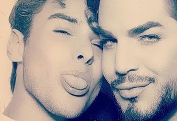 Adam Lambert officialise sa relation avec le mannequin Javi Costa Polo