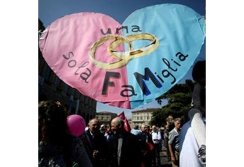 Italie Une marche rose et bleu pour clore le congrès ultra-réactionnaire des familles