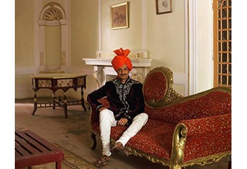 QUEERTOPIE. Portrait du premier prince indien ouvertement gay : « Je ne serai pas un roi, mais une reine ! »