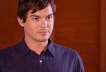 Tyler Blackburn de « Pretty Little Liars » fait son coming-out