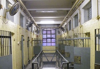 La prison comme une caisse de résonance de la stigmatisation