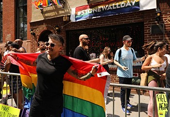 New York se prépare à la plus grande gay pride de l’histoire, un demi-siècle ans après Stonewall