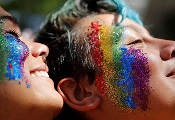 De Séoul à Sao Paulo, un mois de Gay Pride à travers le monde