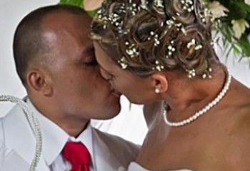 Cuba Deux transgenres cubains se marient, une première sur l'île