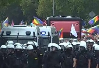 Pologne Une gay pride attaquée par des ultra-nationalistes