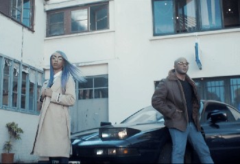 Le featuring entre Bilal Hassani et Alkpote, un symbole de l’ouverture du rap français ? e