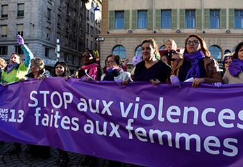 NousToutes : Plusieurs associations LGBT+ appellent à la manifestation du 23 novembre contre les violences faites aux femmes