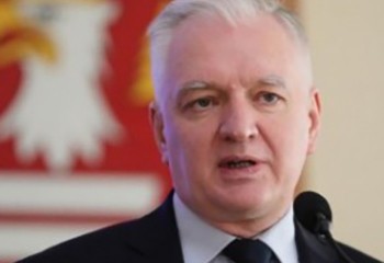 Pologne Le ministre de l'Education soutient un professeur d'université à l'enseignement homophobe