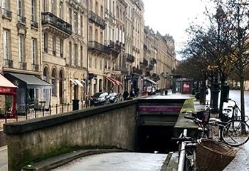 Bordeaux : Une femme transgenre jetée du haut d’une rampe de parking