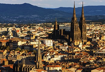 Une femme trans violemment agressée à Clermont-Ferrand