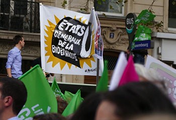 Agressions, dégradations : le mouvement anti-PMA pour toutes se radicalise-t-il ?