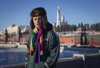 Russie : La loi sur la propagande gay met des enfants en danger