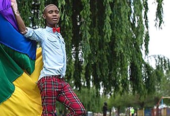 Le Gabon dépénalise l’homosexualité.