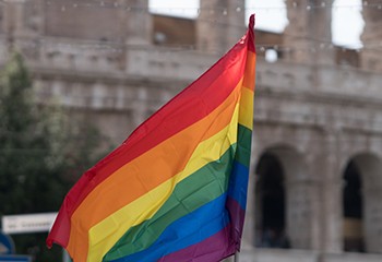 Italie : la région du Latium propose une loi contre « l'homotransphobie »