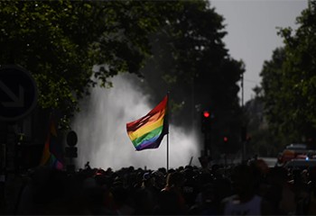 « Même au sein des LGBTQI, certains groupes se regardent d’assez loin »