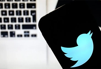 Pourquoi Twitter suspend-il régulièrement des comptes militants féministes et LGBT ?