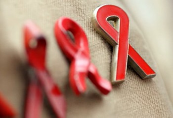 La dégradation des connaissances sur le sida amplifiée par la COVID