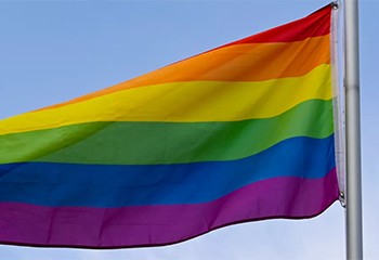 Pourquoi Quimper devient l'une des premières villes d'Europe "zone de liberté pour les personnes LGBTQI+"