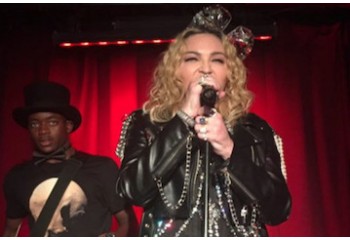 Madonna lance les 50 ans des émeutes du Stonewall avec une performance surprise