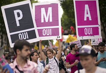 La PMA pour toutes a été promulguée il y a cinq mois, et depuis...