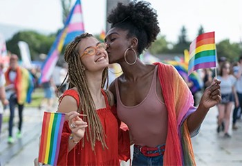 La proportion d'Américains s’identifiant comme LGBT a doublé en 10 ans