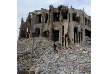 Irak Destruction d'un bâtiment utilisé par l'Etat Islamique pour des exécutions d'homosexuels