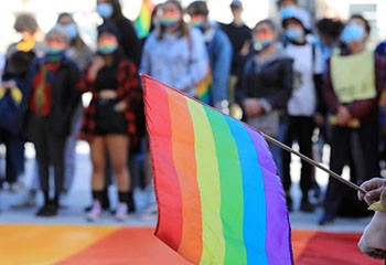 Droits LGBTQI : vers une interdiction des « thérapies de conversion » en Belgique