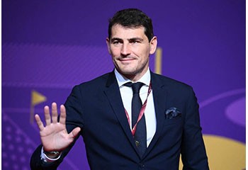 Comment le faux coming out d’Iker Casillas, ex-star du foot espagnol, a déclenché une vague d’homophobie sur Twitter