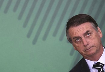 Bolsonaro cible les LGBT dès les 1ères heures de son mandat