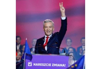 Pologne Le politicien gay Robert Biedron lance un nouveau parti à la veille d'élections importantes Pologne Le politicien gay Robert Biedron lance un nouveau parti à la veille d'élections importantes